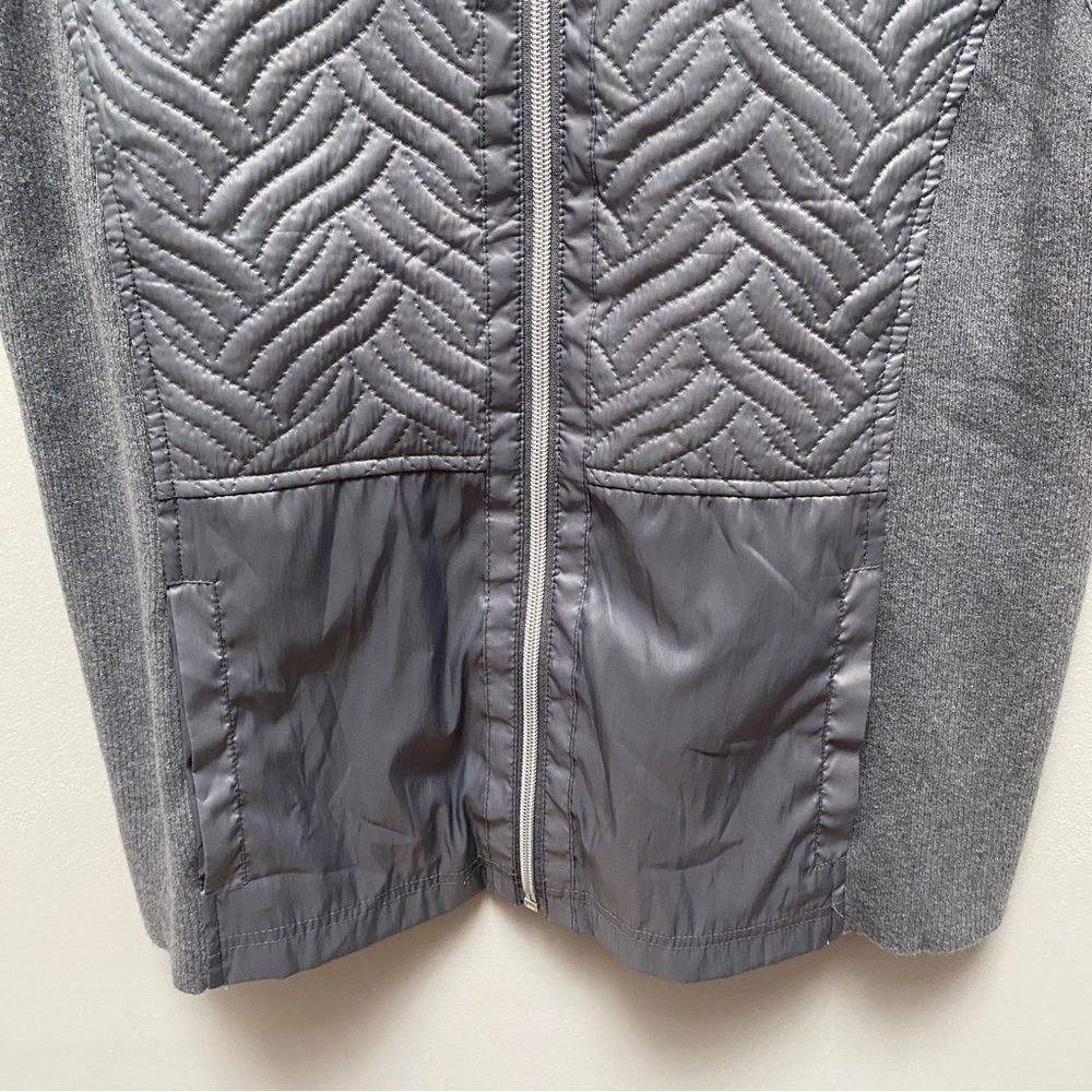 Chico's Zenergy Athleisure Vest Lightweight Grey Size 1 Small - Picture 3 of 7